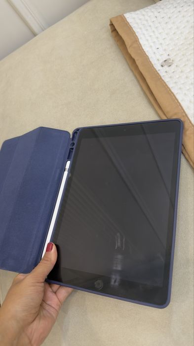 Ipad 9 gen 64 + стилус gen 1