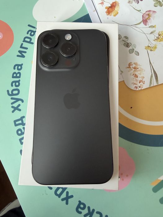 Apple iPhone 15 Pro 256GB Titanium Black