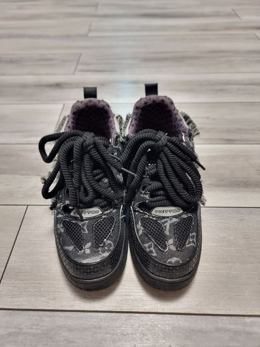 Adidasi Louis Vuitton