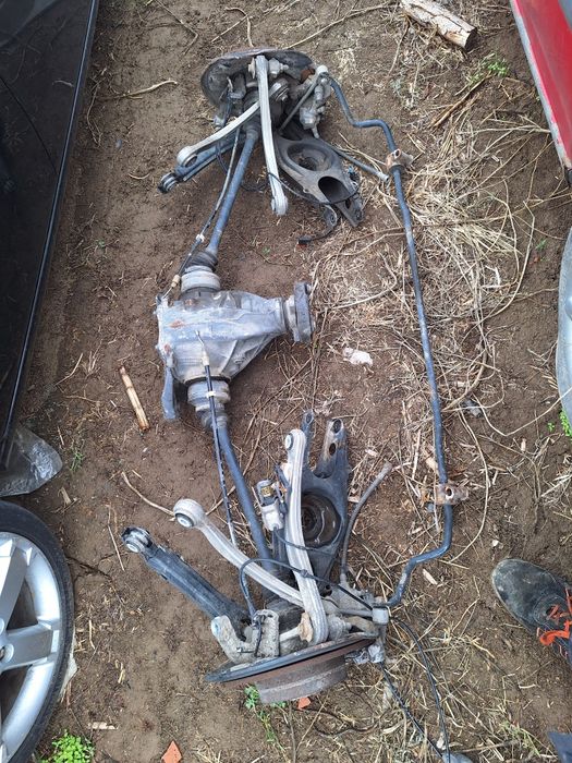 Dezmembrez mercedes w204 2011