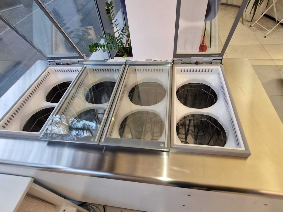 Echipamente gelaterie/cofetarie IFI & Bravo  + mașină înghețată
