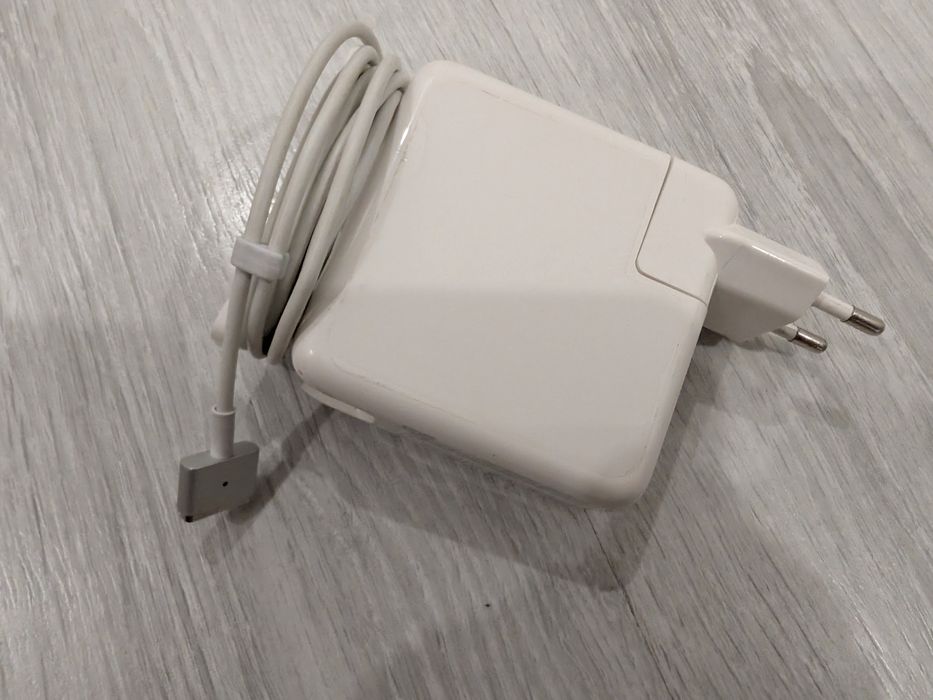 Încărcător Apple MagSafe 60W ORIGINAL – funcțional