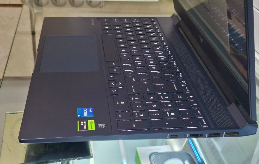 HP victus I5 13420H/ RTX 3050 6gb