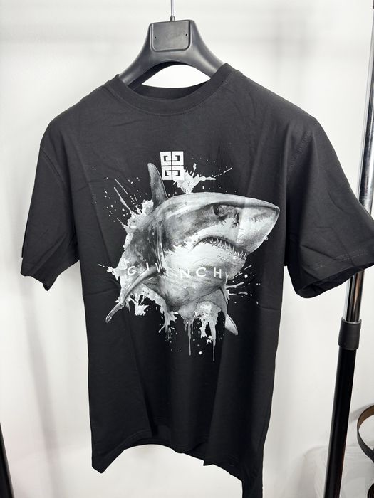 Tricou G.i.v.e.n.c.h.y