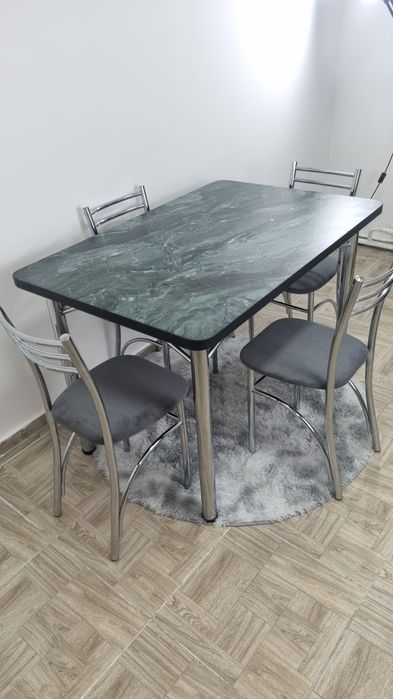 Стол стулья в наличии