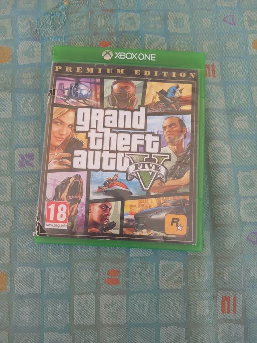 Vând  GTA 5 perfect funcțional