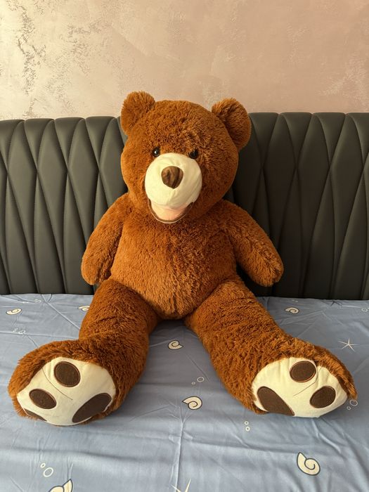 2 броя големи плюшени мечета лилаво и кафяво