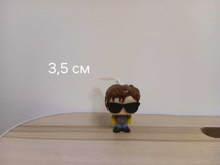 Фигурки из Kinder Joy Очень странные дела