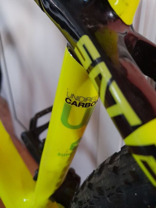 Bicicleta carbon Lapierre