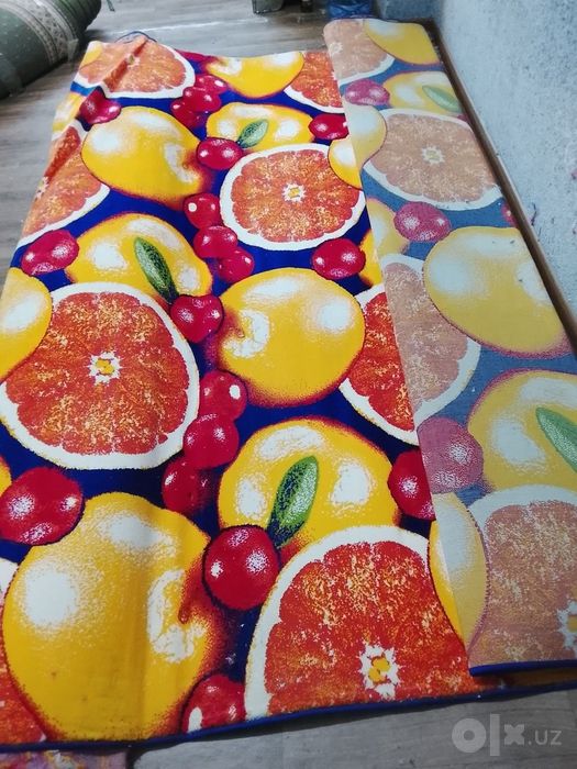 Продаются новыйе ковры 3 штуки.