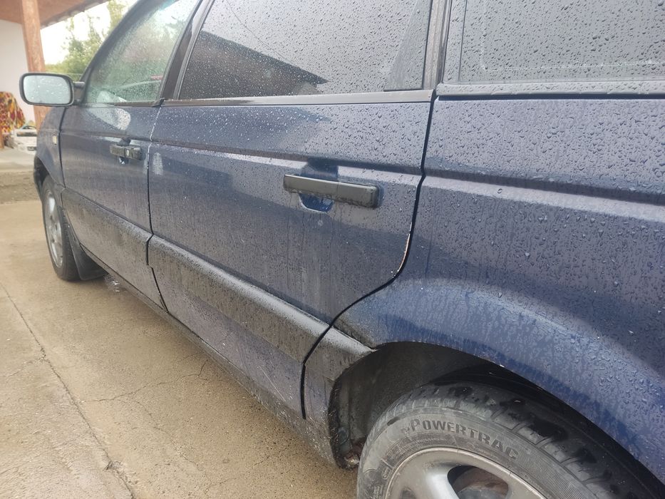 На ходу Passat БУ 1992 , 1.8
