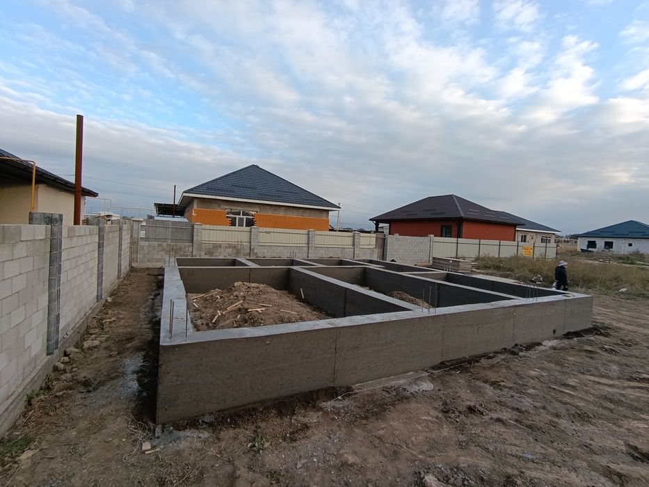 Заливка фундамента