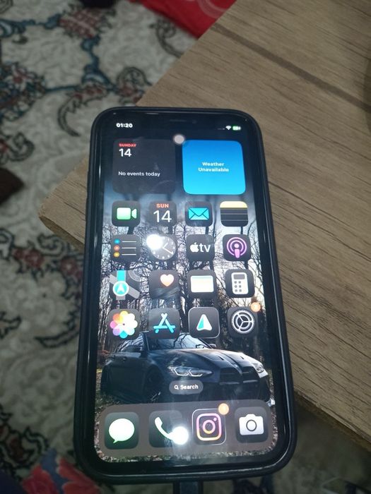 iphone xr 128gb 13 pro korpusda ozgina chaqalari bor yonida kelishamiz