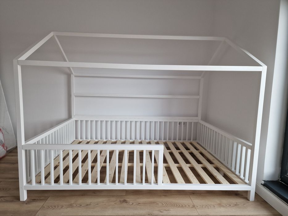 Pat casuta Montessori, pat copii, mobilier camera copilului