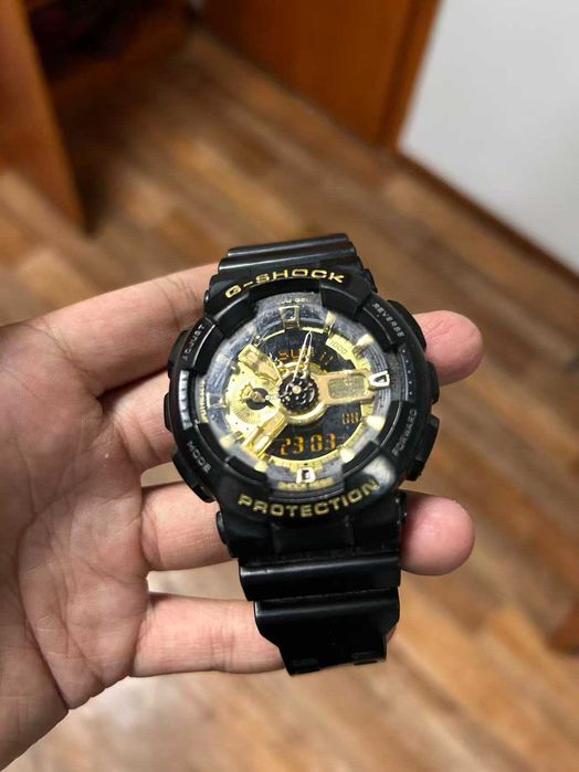 Продаю классические часы Casio.