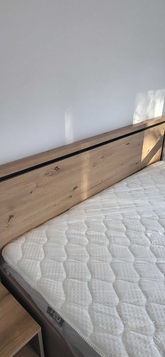 НОВА  СПАЛНЯ ,,за матрак - 160x200,, + 2 нощни шкафчета –