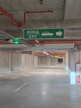 Дава се под наем Гараж / Паркомясто в София, Славия - 18 кв.м за 102 € - Снимка #1