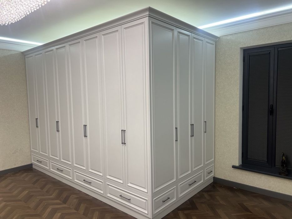 Услуга покраски мебели