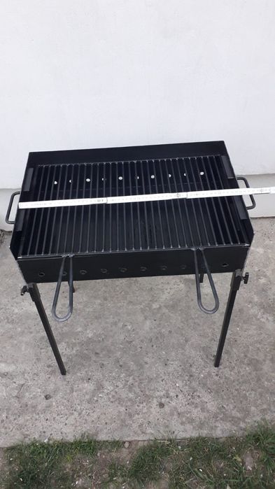 Gratar  pentru Mici.