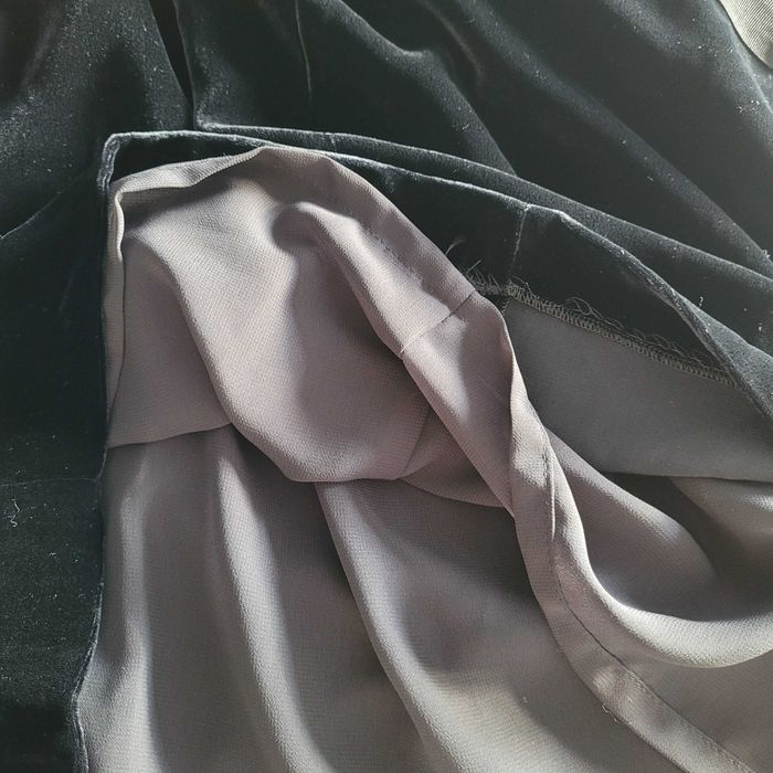 MaxMara  кадифена пола Италия р 44