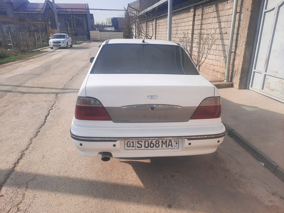 Автомобиль Нексия 1