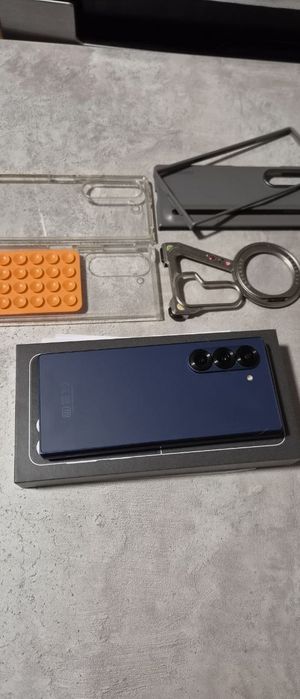 Samsung z fold 6 продам торга обмена нет