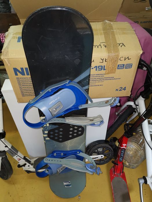 Детски сноуборд с автомати  и детски сноуборд обувки 35 номер