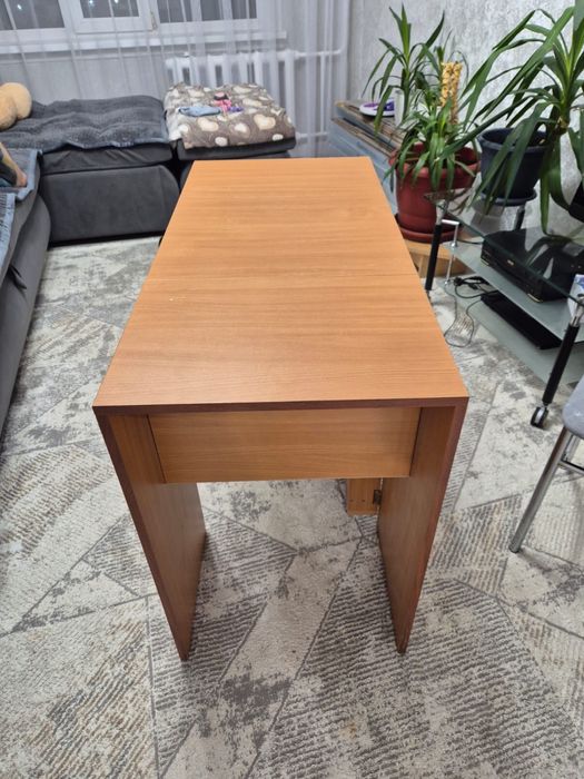 Отдам бесплатно тумбочку