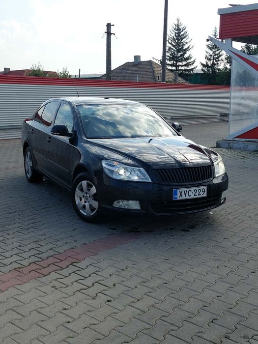 Skoda Octavia an 2010 1.4 tsi cutie automata normal de poluare euro 5 propietar în acte x2 chei mașina merge foarte bine am adusa pe roti