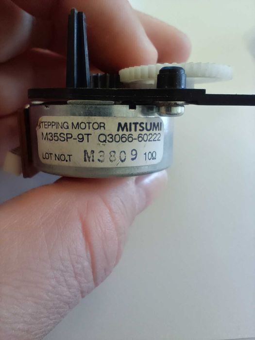 Motorașe pas cu pas (stepper motors) Mitsumi, Airpax, Mototech