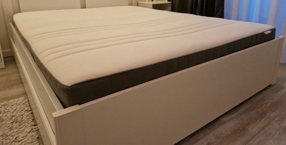 Vand saltea Hovag Ikea