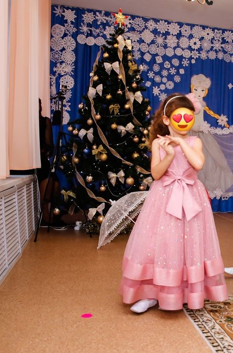 Нарядное платье для девочки