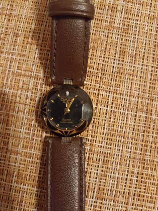 Женские наручные часы