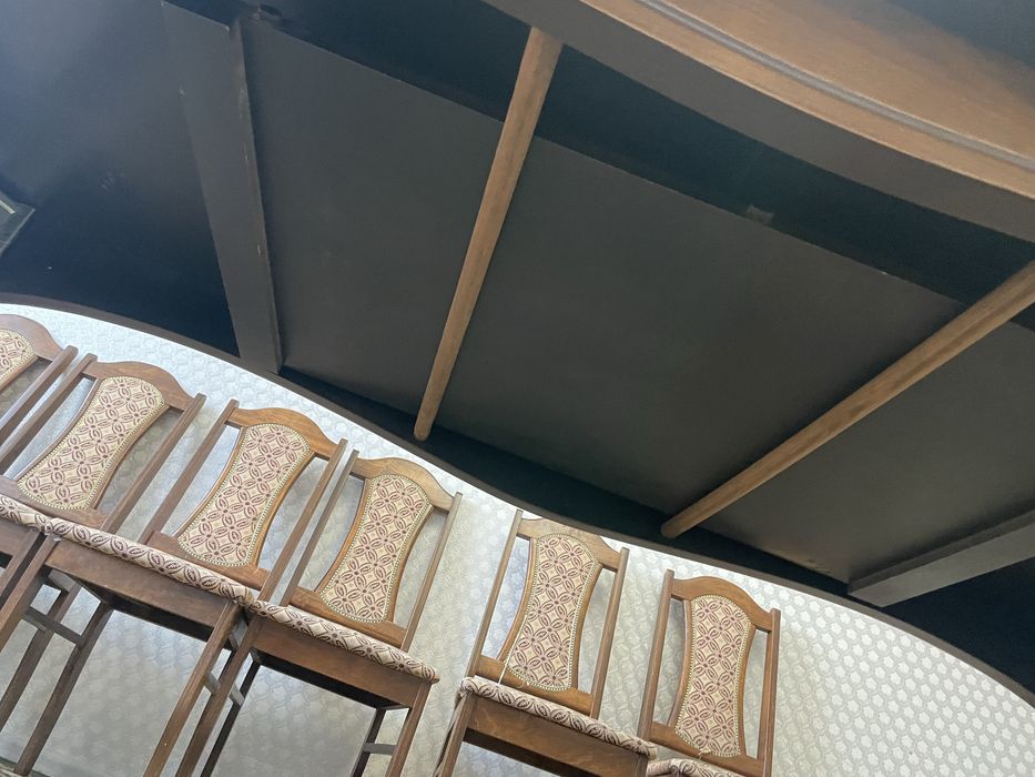 Продам стол в хорошем состоянии