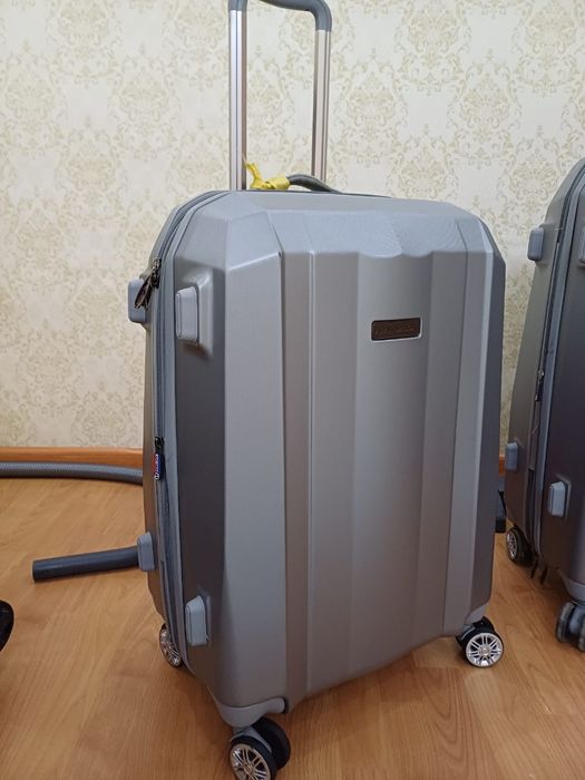 Сумка, чемодан. Дорожные сумки