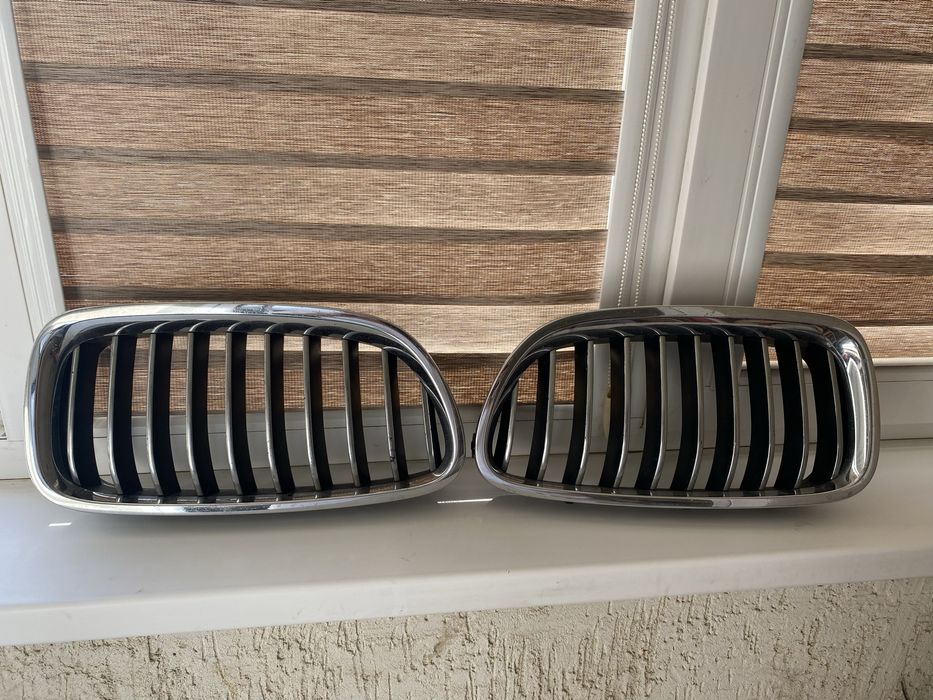 Решетки на BMW F10. Оригинал