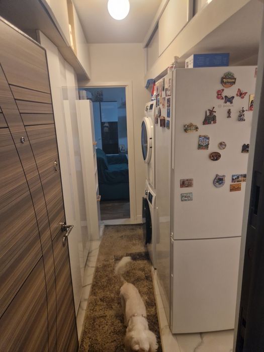 Vand apartament cu doua camere