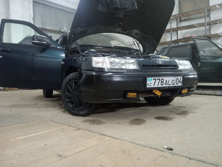 Продам ваз 2112.