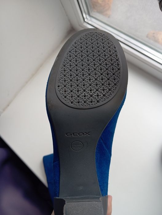 Продам сапоги Geox
