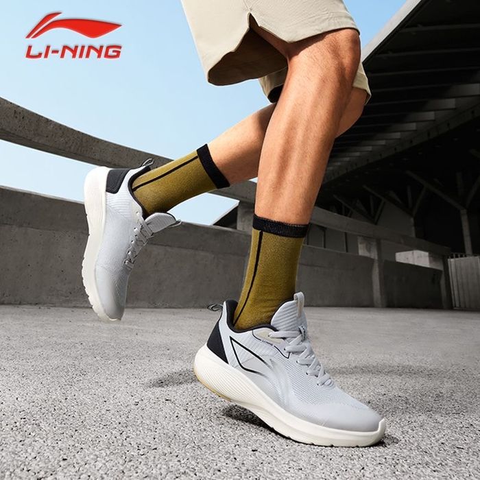 Кроссовки для бега