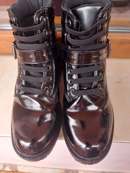 Дамски боти номер 36