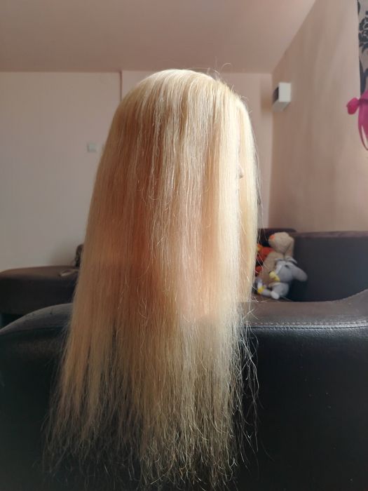 Manechin cu par natural