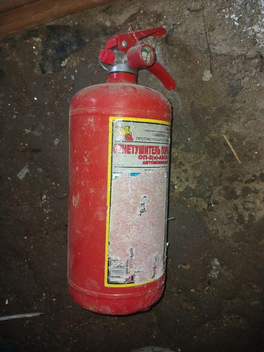 Огнетушитель новый