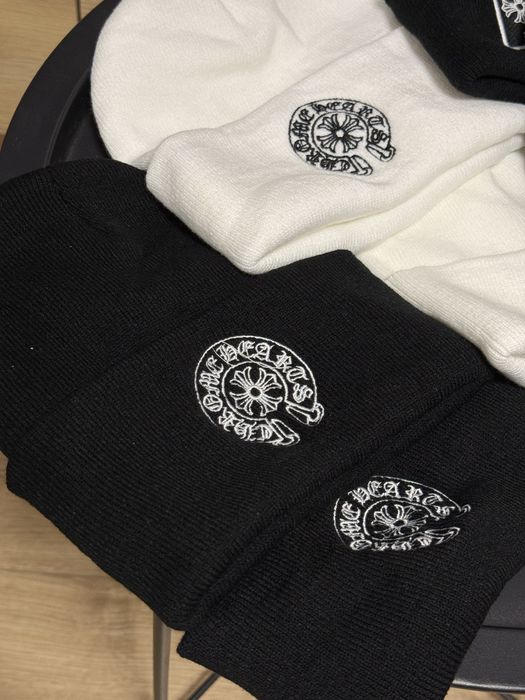 Зимни шапки Chrome Hearts