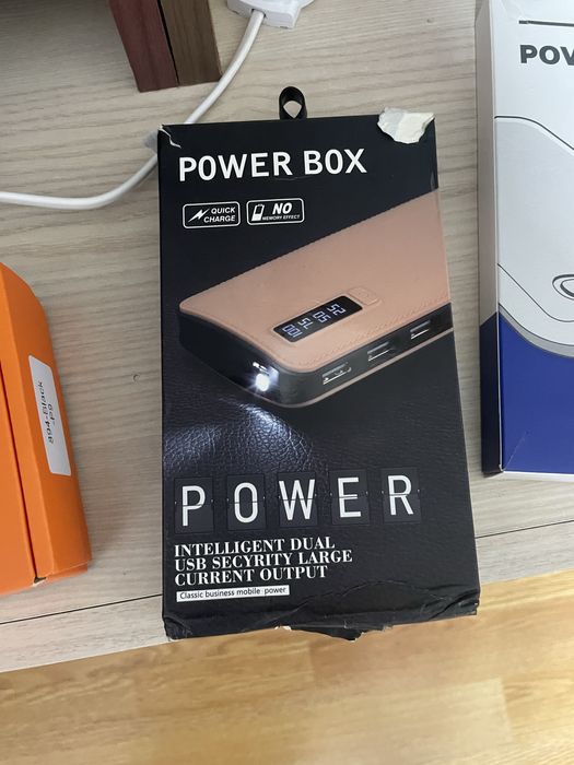 Bateri externe …modele diferite