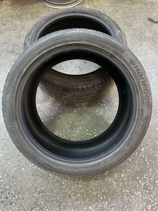 Летни гуми 235/40/19