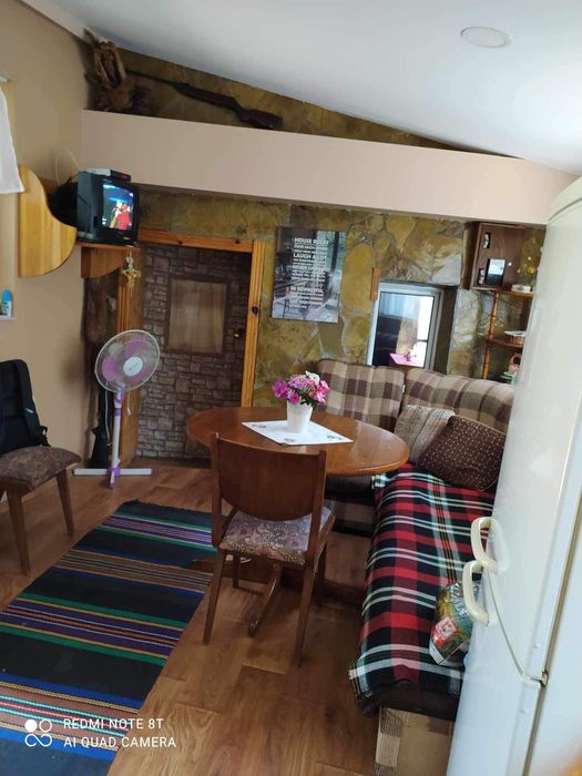 Продава селска къща с панорама река