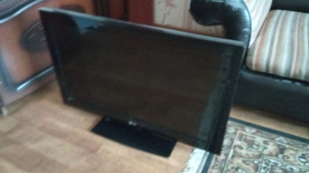 Продам телевизор