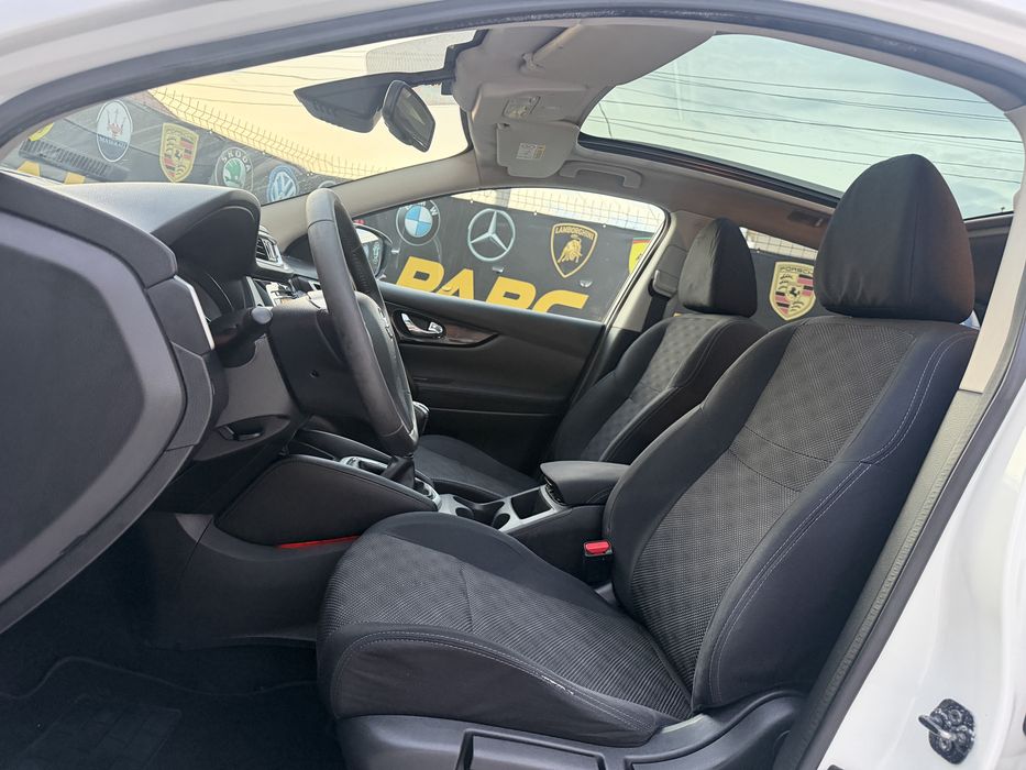 Nissan Qashqai 1.5 dCi 110 CP Tekna – Panoramic – 360°
