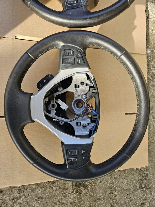 Volan sport din piele cu comenzi Suzuki Vitara 2015-2020